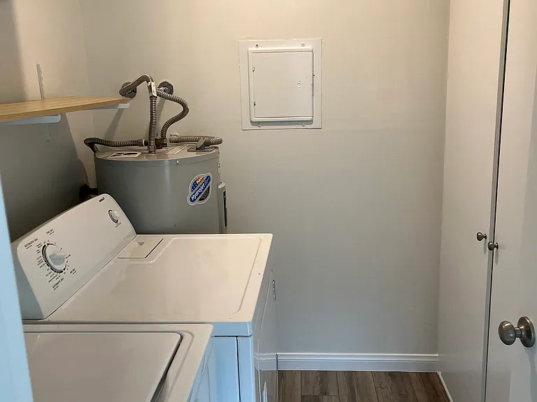 Laundry room/Pantry