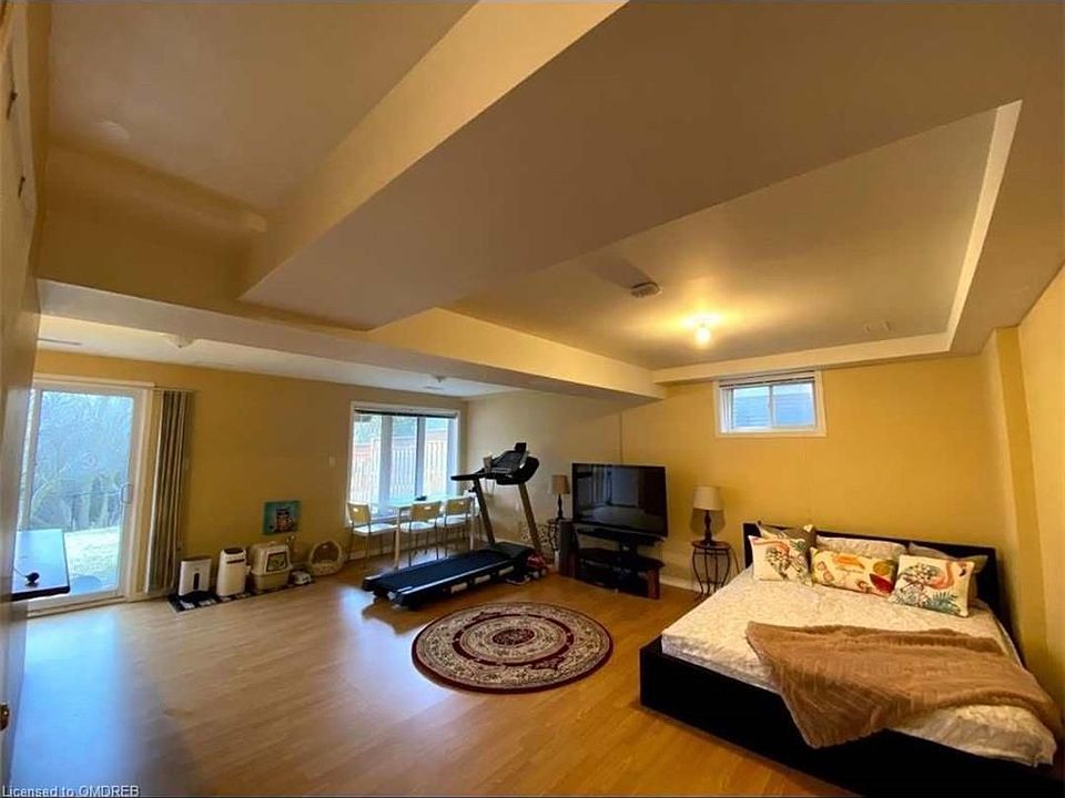 2nd image of 218 Dearborn Blvd #201