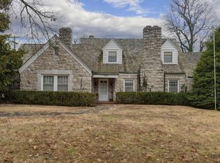 1300 S Delaware Ave, Springfield, MO 65804