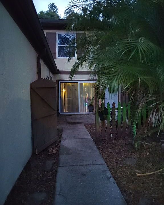 2nd image of 16050 Dawnview Dr
