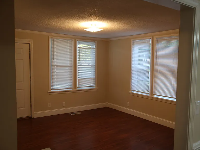 114 Emory St — Photo 4