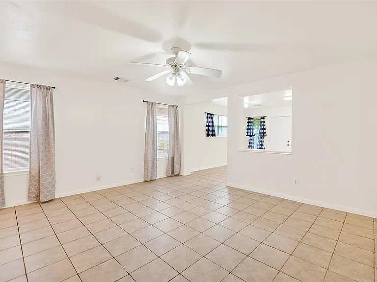 10426 Briar Patch St — Photo 10