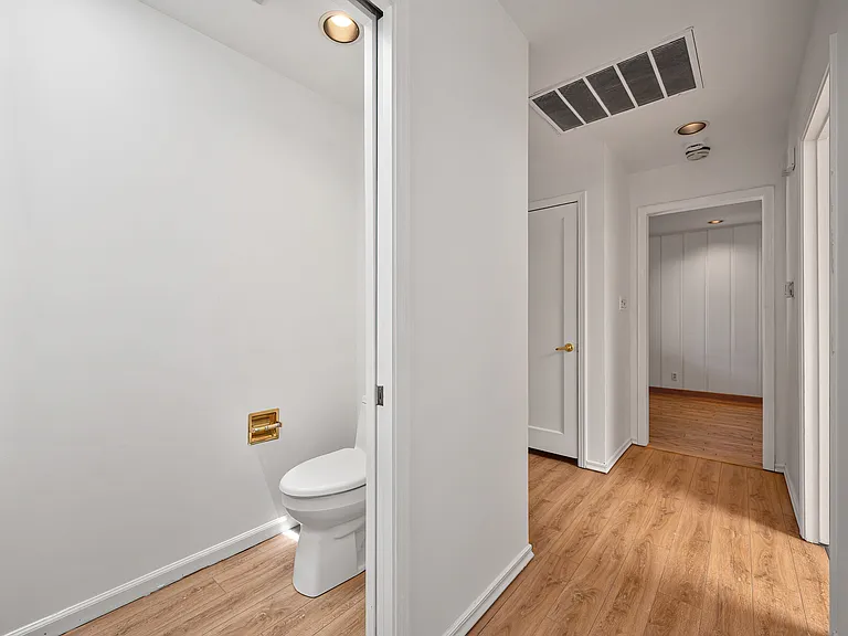 2832 Scandia Way — Photo 33