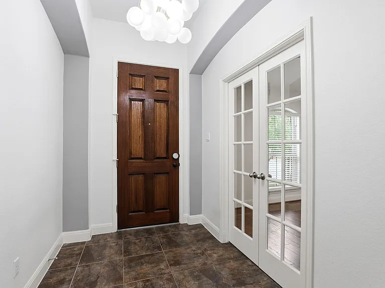152 Stone View Trl — Photo 4