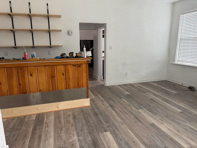 142 Robinson St — Photo 11