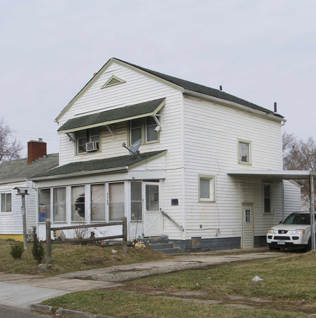 1350 Loretta Ave photo 1