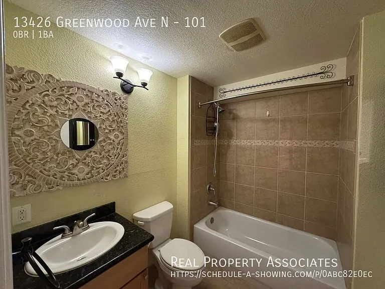 13426 Greenwood Ave N #101 — Photo 4