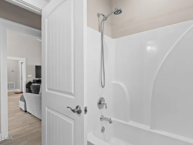 5206 Robins Ct — Photo 33