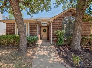 2122 Millwood Dr, Corinth, TX 76210