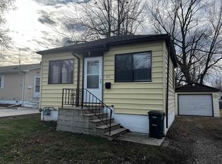 1730 Easton Ave, Waterloo, IA 50702