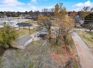 209 W Etowah Rd, Noble, OK 73068