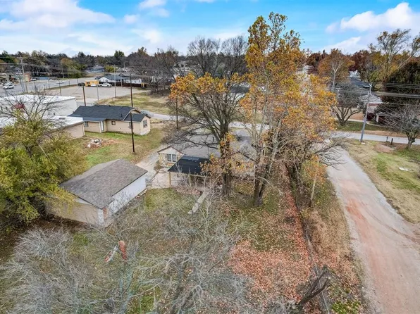 209 W Etowah Rd, Noble, OK 73068