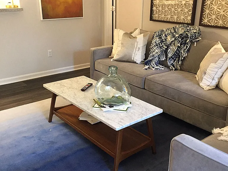 Collingwood Apartments — Photo 12