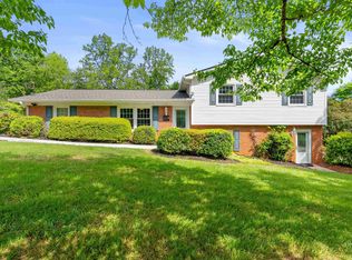 225 E Powers Dr, Easley, SC 29640