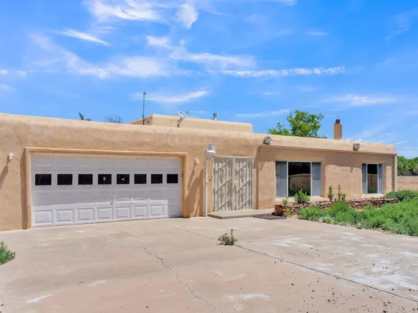 22 Paizalas Dr, Bosque, NM 87006