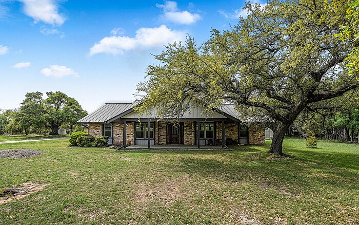 1st image of 2104 Mayfield Dr
