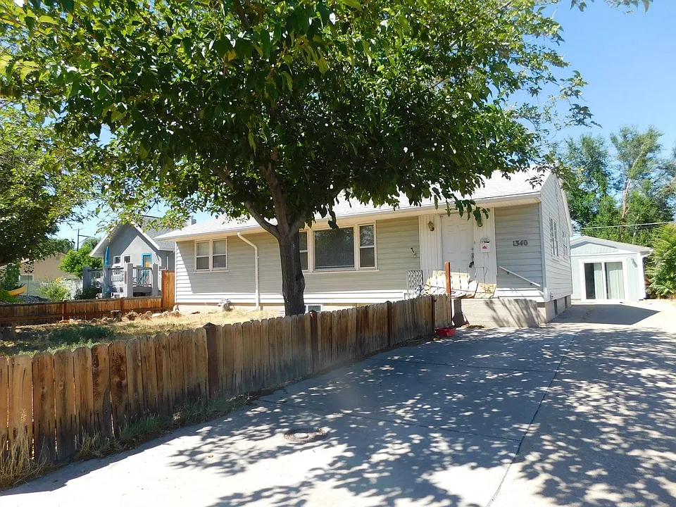 1340 Orchard Ave