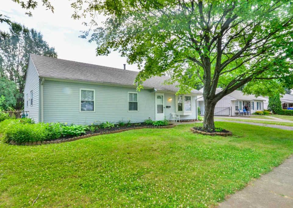 1st image of 398 Canfield Dr