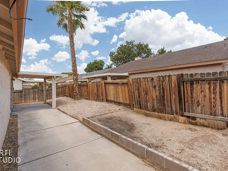 841 Tucson St — Photo 20