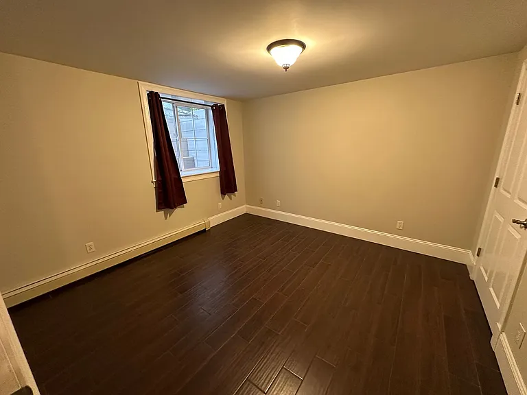 1044 North Ave #4 — Photo 22