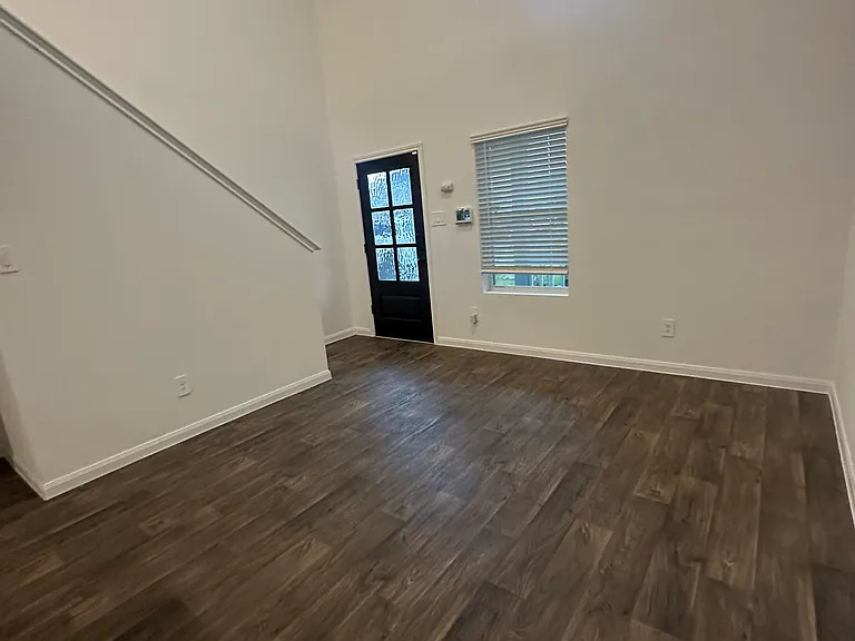 16367 Jasmine Marie Pl — Photo 2