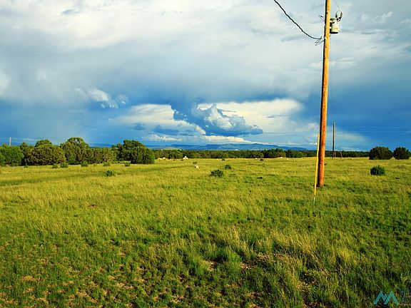3rd image of 51 Hide Away Rd