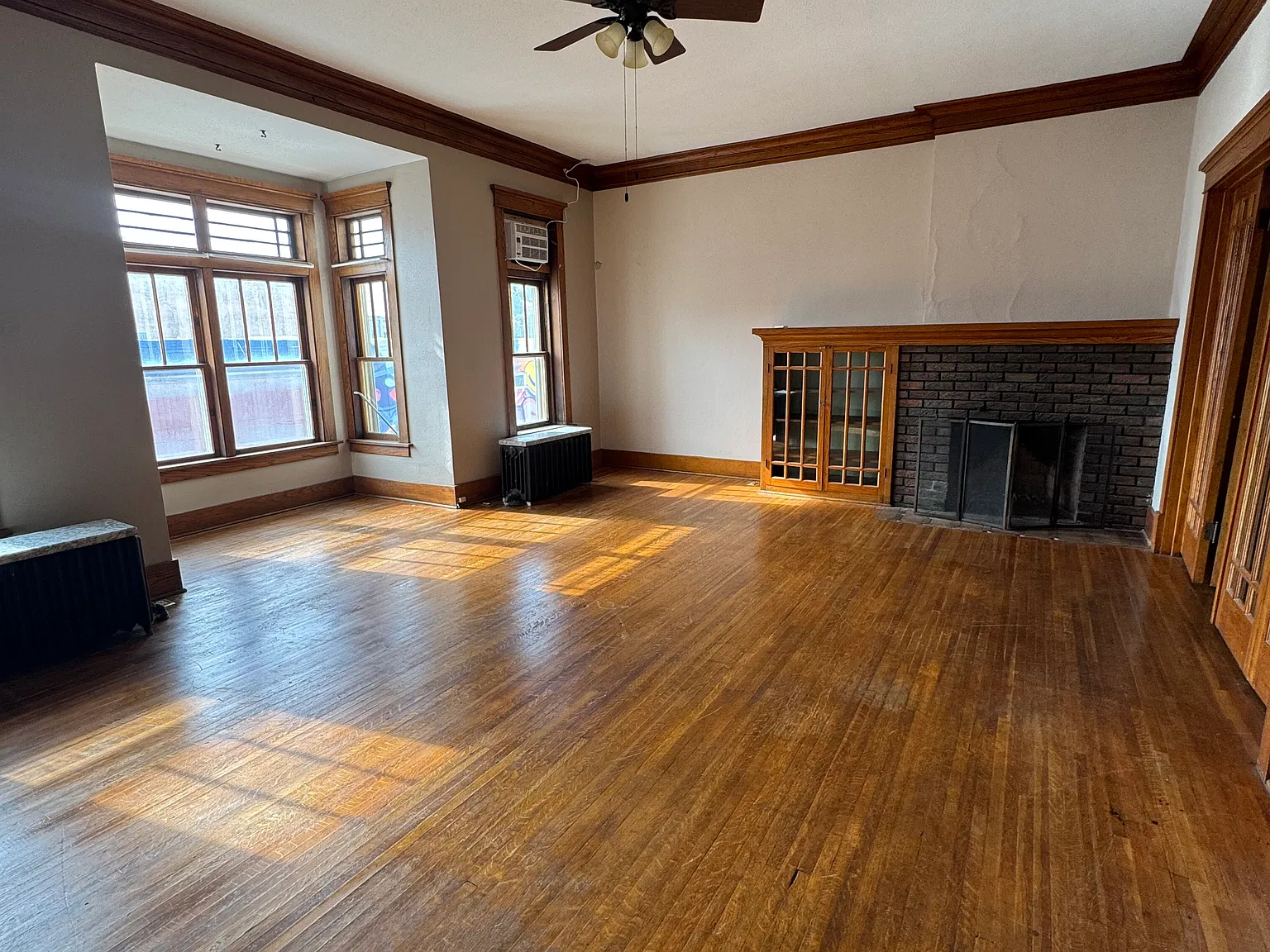 2 bed, $885 — Photo 4