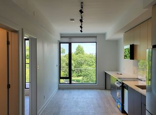 444 Bronson Ave, Ottawa, ON K1R 6J6
