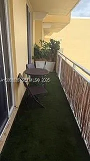 215 SW 42nd Ave #1007 — Photo 19