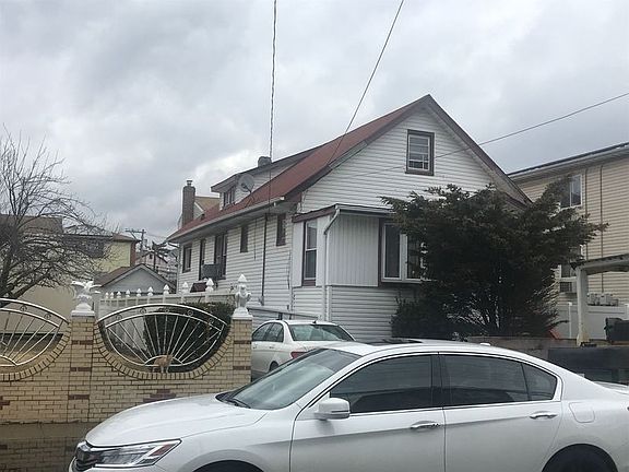 3rd image of 2518 Deerfield Rd