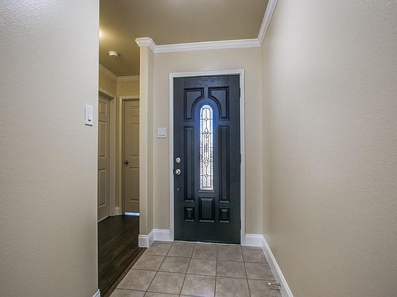 3rd image of 1281 Wysteria Ln
