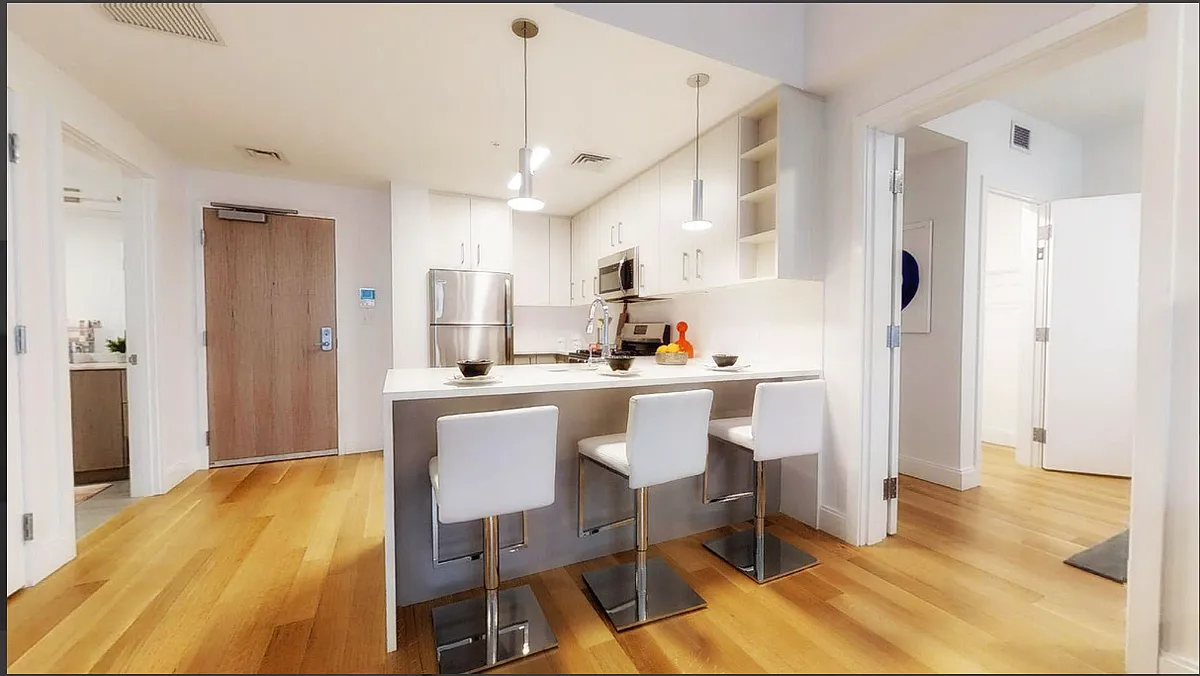 Building Photo - 150 Camden St #406D