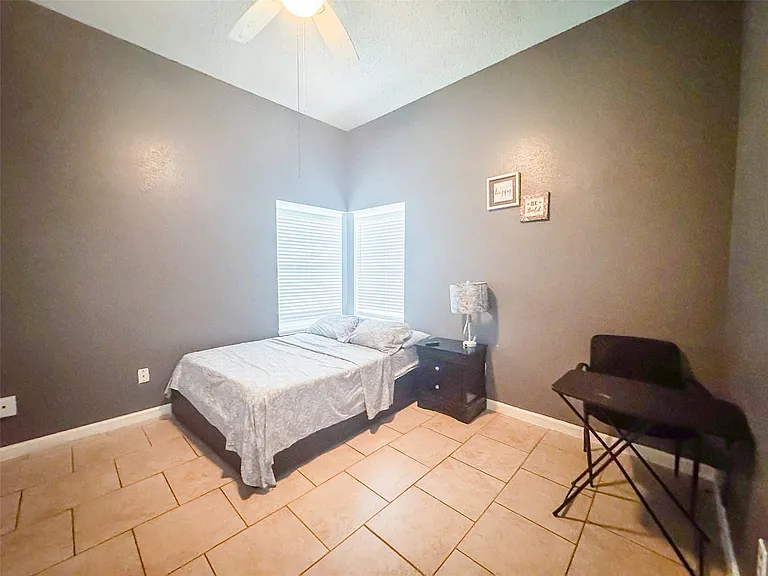 18579 N Lyford Dr — Photo 14