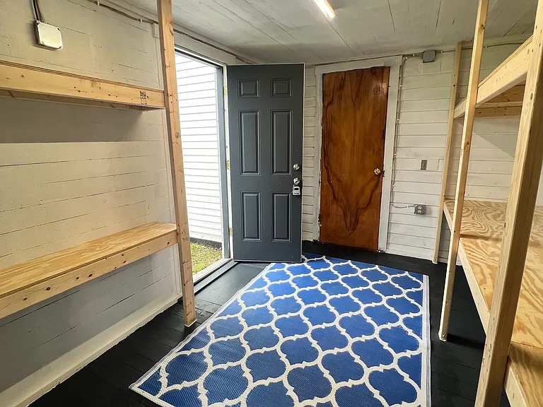 7085 Salineville Rd NE — Photo 18