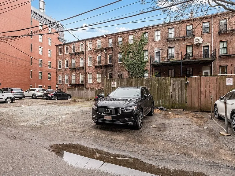 102 E Brookline St #4 — Photo 19