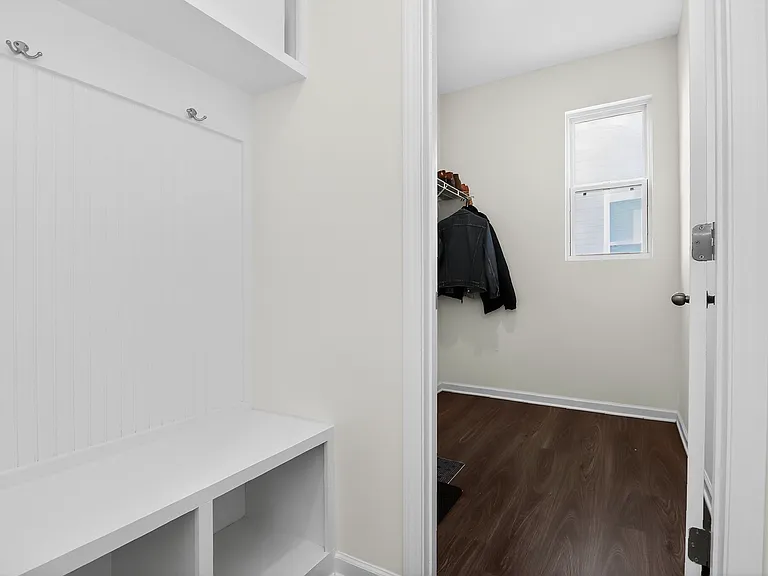 7132 Wheyfield Dr — Photo 16
