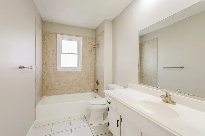 401 SE Westminister Rd — Photo 9