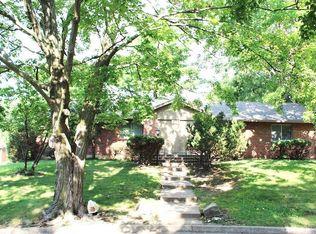 8022 Charlotte St, Kansas City, MO 64131