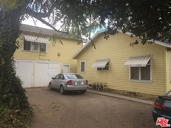 5th image of 429 Oak St