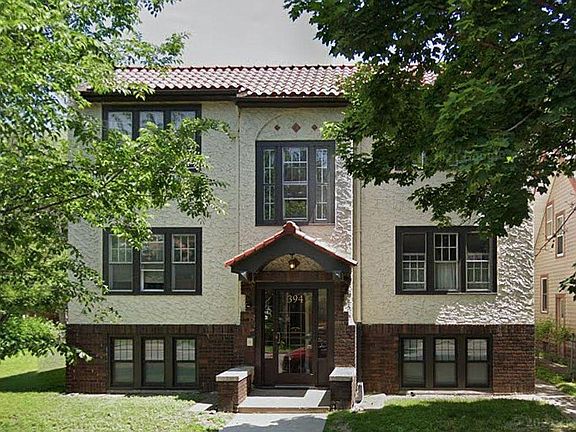 5th image of 394 Cleveland Ave N APT 9