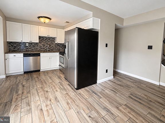 3rd image of 7 Madeley Ct
