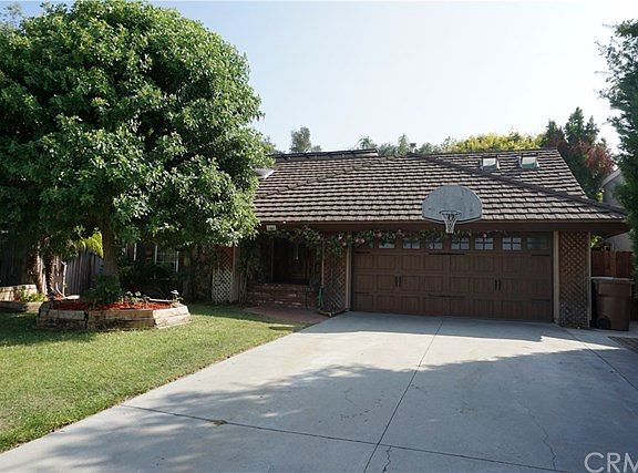 2nd image of 105 N Avenida Cienega