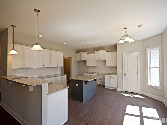 4th image of 69 Brandywine Way #8