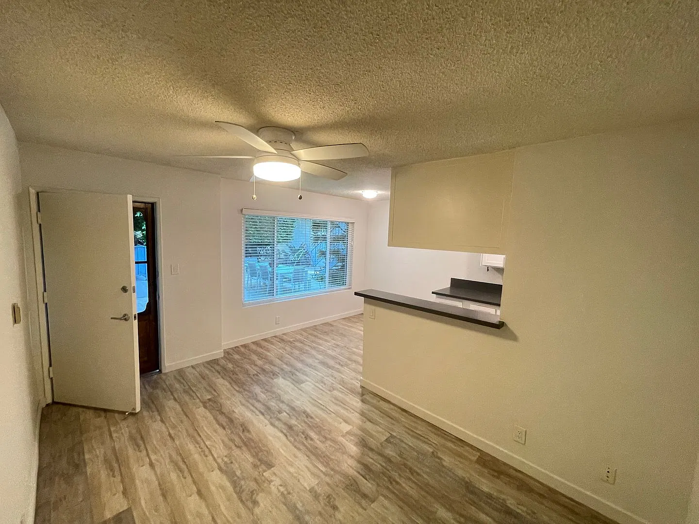25 Navy Street — Photo 4