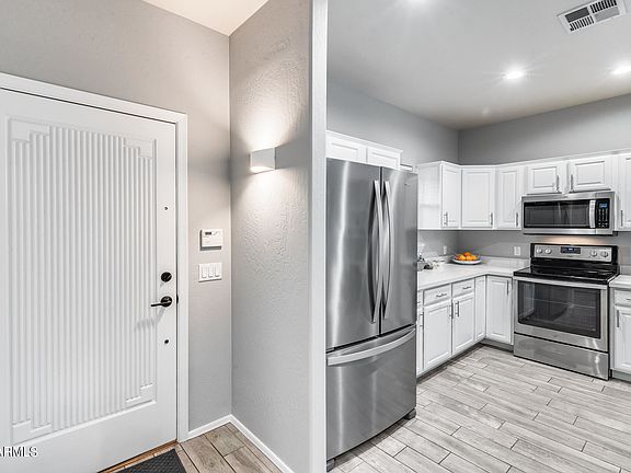 3rd image of 11500 E Cochise Dr Unit 2069