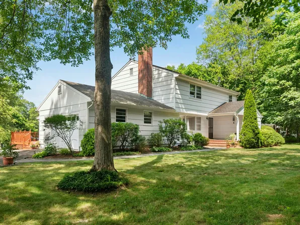 11 Old Kings Highway, New Canaan, CT 06840