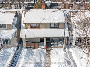 26 Larchmount Ave, Toronto, ON M4M2Y7
