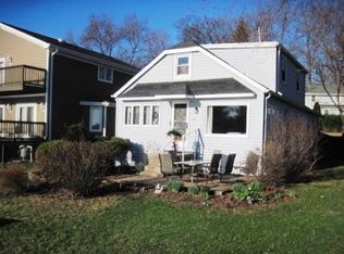 25350 W Rockford St, Ingleside, IL 60041