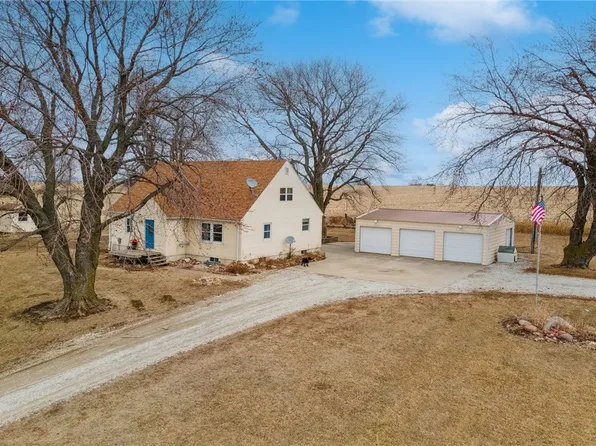 1870 Indigo Ave, Guthrie Center, IA 50115