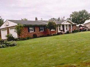 314 E Main St, Cloverport, KY 40111